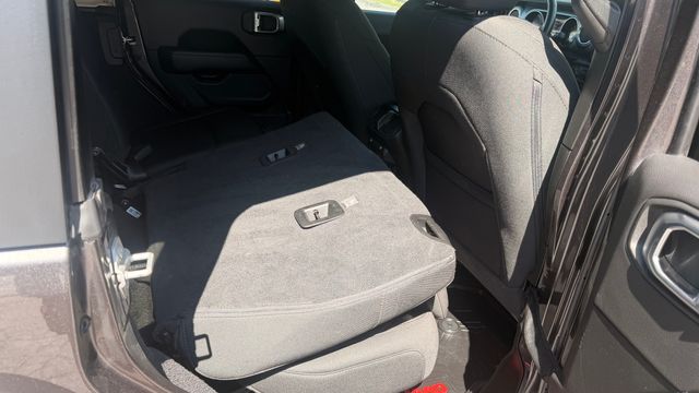 Used 2020 Jeep Wrangler SUV