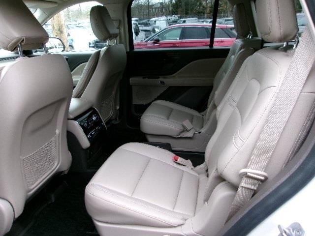 used 2023 Lincoln Aviator car, priced at $39,996