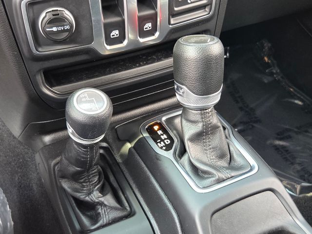 Used 2023 Jeep Wrangler SUV