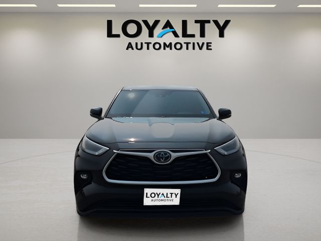 Used 2023 Toyota Highlander Hybrid SUV