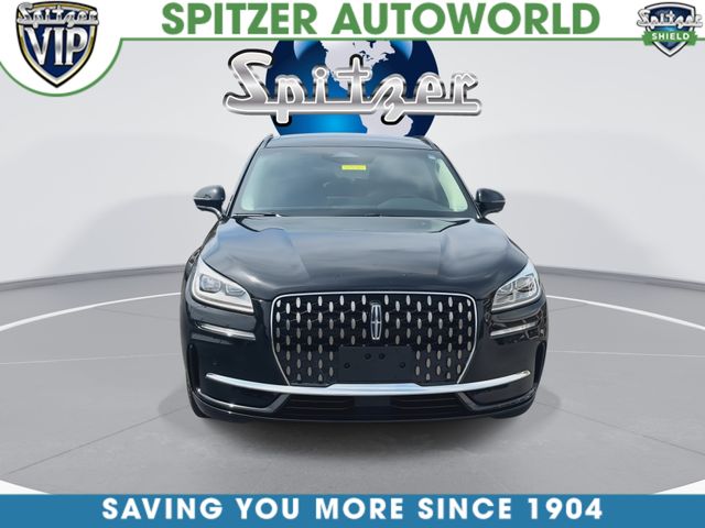 Certified Used 2025  Lincoln Grand Touring image 3