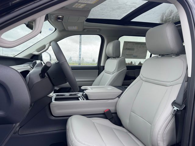 2025 Ford Expedition Active MAX