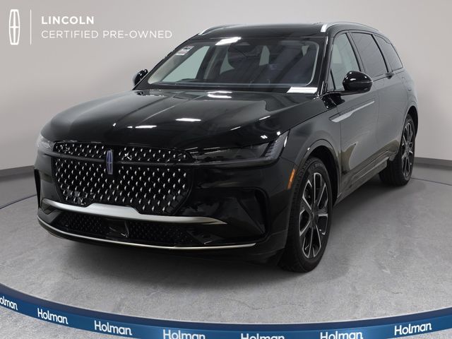 2025 Lincoln Nautilus Reserve AWD's photo