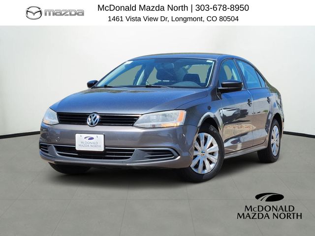 Silver 2011 Volkswagen Jetta Sedan Front-Wheel Drive 6-Speed Automatic
