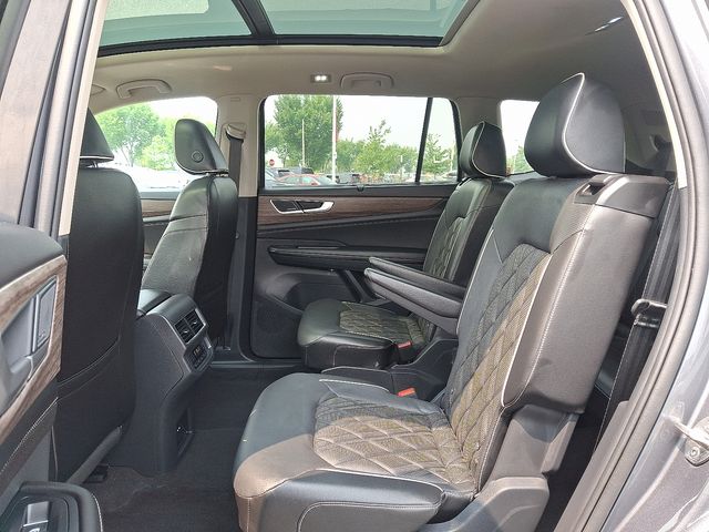 Used 2024 Volkswagen Atlas SUV