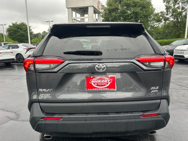 2023 Toyota RAV4 XLE - Photo 8