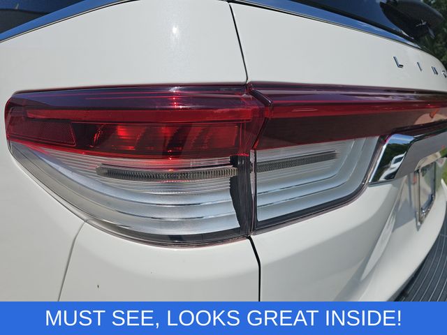 Used 2022 White Lincoln Reserve image 33