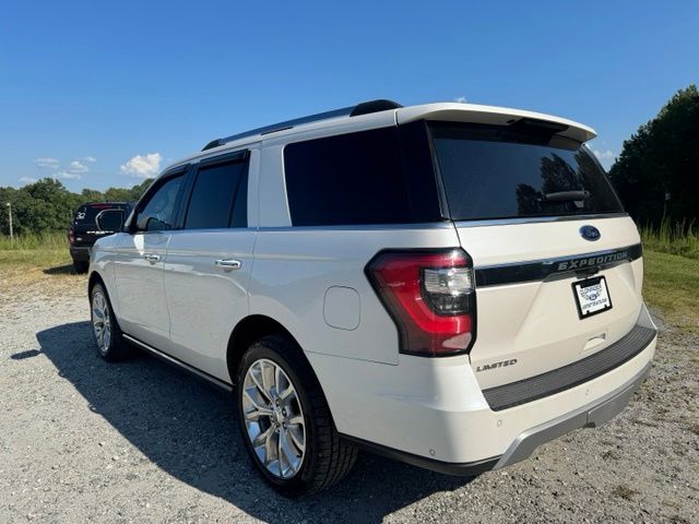 Used 2019 White Ford Limited image 5