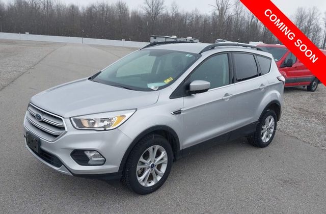 Ingot Silver Metallic 2018 Ford Escape SE AWD SUV / Crossover All-Wheel Drive 6-Speed Automatic