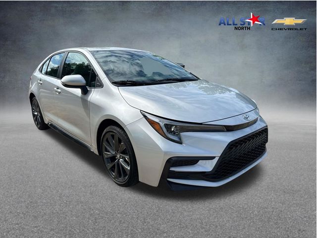 Classic Silver Metallic 2025 Toyota Corolla SE FWD Sedan Front-Wheel Drive Continuously Variable Transmission