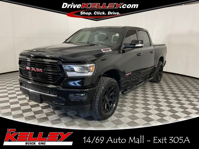 Diamond Black Crystal Pearlcoat 2019 RAM 1500 Big Horn Crew Cab 4WD Pickup Truck Four-Wheel Drive 8-Speed Automatic