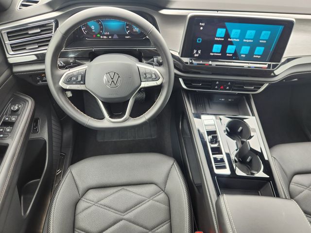 2025 Volkswagen Atlas Cross Sport 2.0T SE w/Technology  at DeMontrond Auto Country