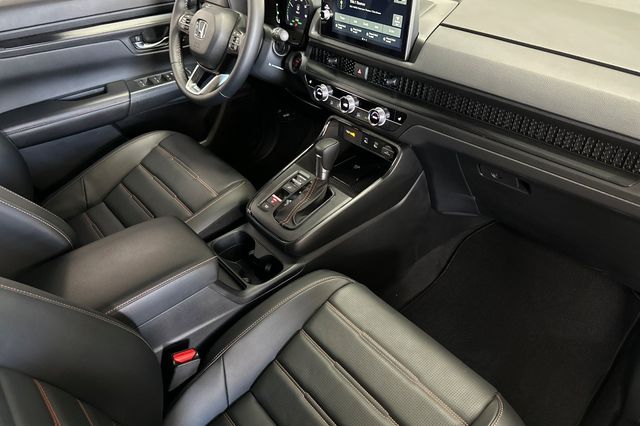 New 2026 Urban Gray Pearl Honda Sport-L image 14