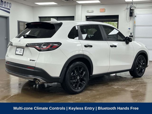 View vehicle photo 6