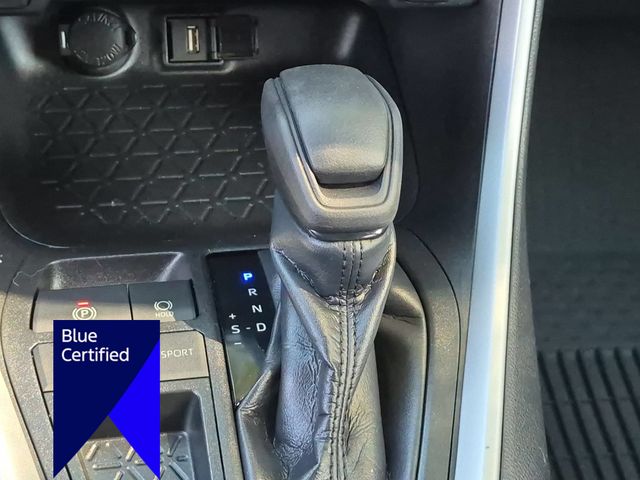 Used 2020 Black Toyota XLE image 26