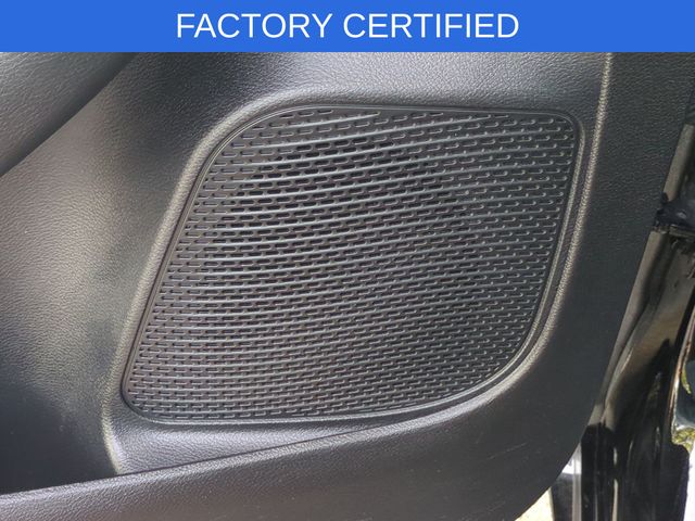 Used 2025 Black Chrysler Limited image 15