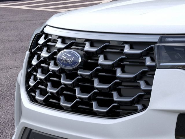 New 2026 White Ford Platinum image 17