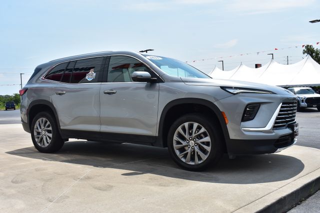 Used 2025 Buick Enclave SUV