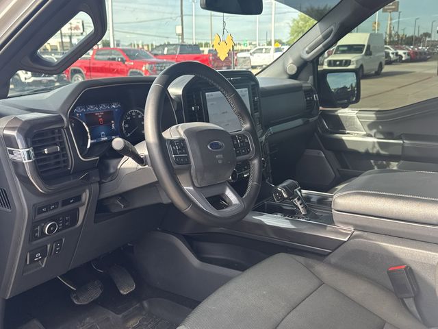 2023 Ford F-150 XLT - 3