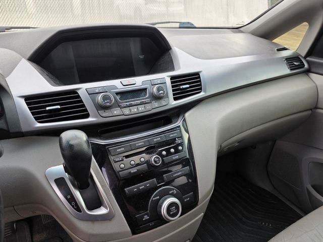 2011 Honda Odyssey EX-L photo 8