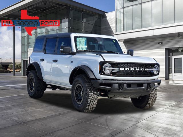 2024 Oxford White Ford Bronco Wildtrak 4X4 SUV