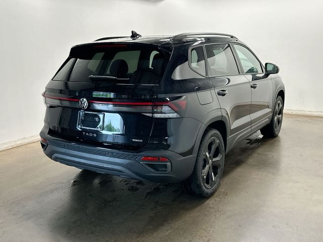 2026 Volkswagen Taos 1.5T SE Black Black at Subaru and VW of Moon Township