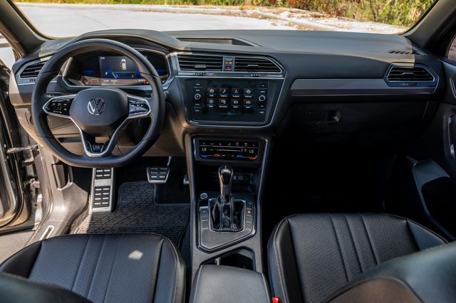 2022 Volkswagen Tiguan 2.0T SE R-Line Black Blue at North Houston Mitsubishi