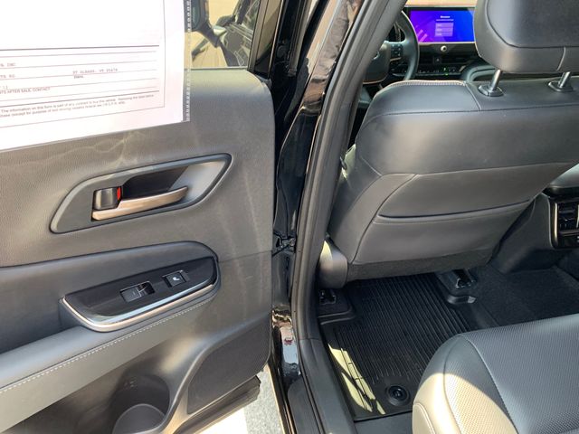 Used 2025 Toyota Crown Signia SUV