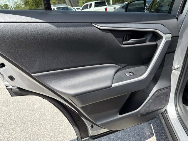2025 Toyota RAV4 LE - Photo 12