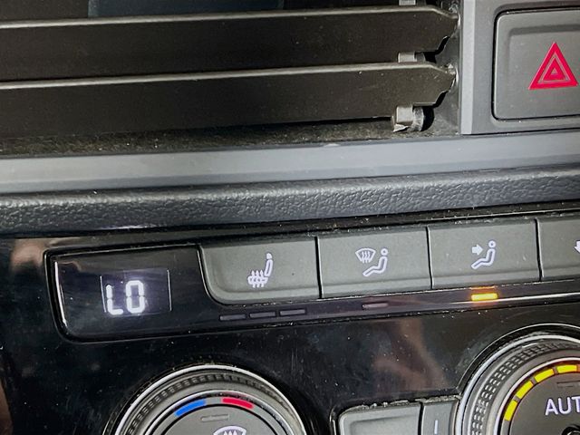 2024 Volkswagen Jetta SE - Photo 21