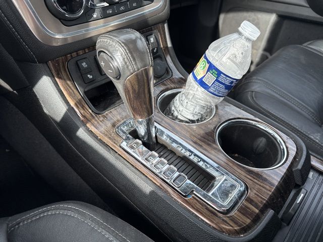 2016 GMC Acadia Denali photo