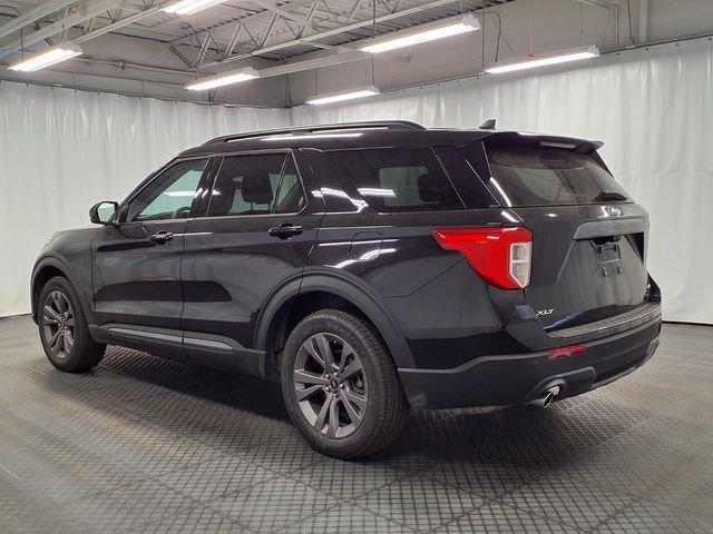 2023 Ford Explorer - Image 2
