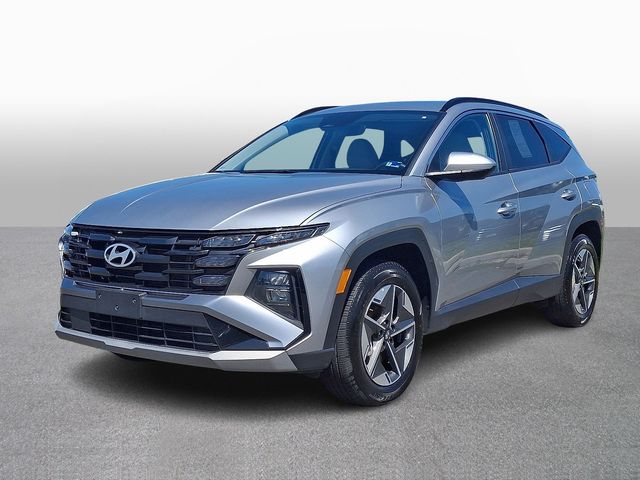Shimmering Silver 2025 Hyundai Tucson SUV / Crossover All-Wheel Drive 8-Speed Automatic