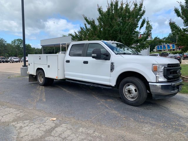 2020 Ford F-350 Super Duty Chassis XL Crew Cab DRW RWD