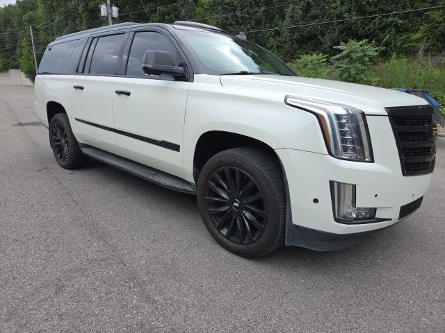  2017 Cadillac Escalade ESV Luxury RWD   