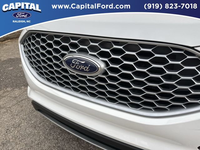 Used 2023 White Ford SEL image 10