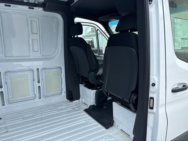 2025 Mercedes-Benz Sprinter 2500 Cargo 144 WB photo