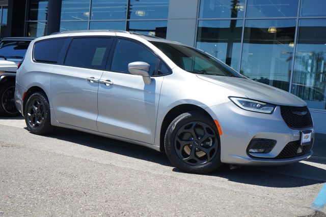 Billet Silver Metallic Clearcoat 2021 Chrysler Pacifica Hybrid Minivan Front-Wheel Drive Continuously Variable Transmission