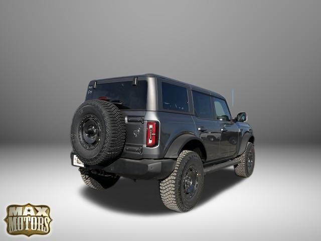 2024 Ford Bronco Outer Banks 13