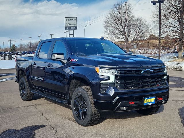 2024 Chevrolet Silverado 1500 LT Trail Boss photo