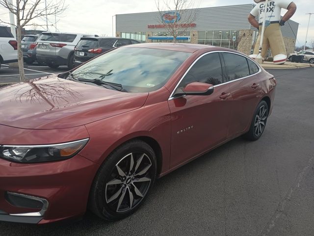 Used 2017 Chevrolet Malibu For Sale in Grove City, OH