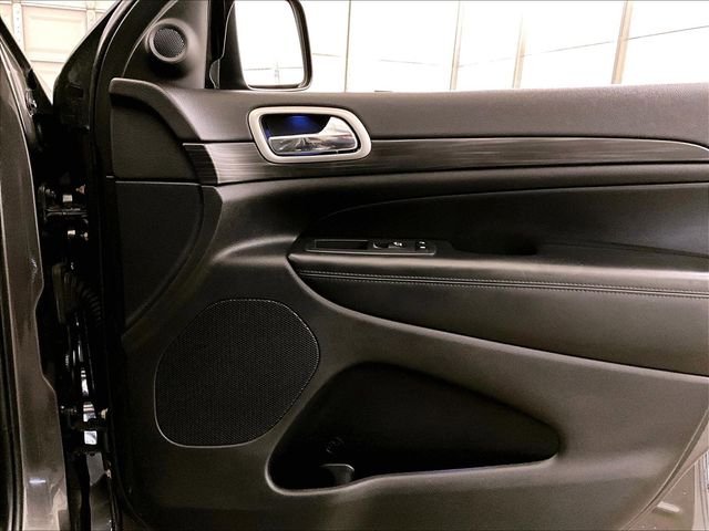 2021 Jeep Grand Cherokee Laredo E Gray at South Hills CDJR