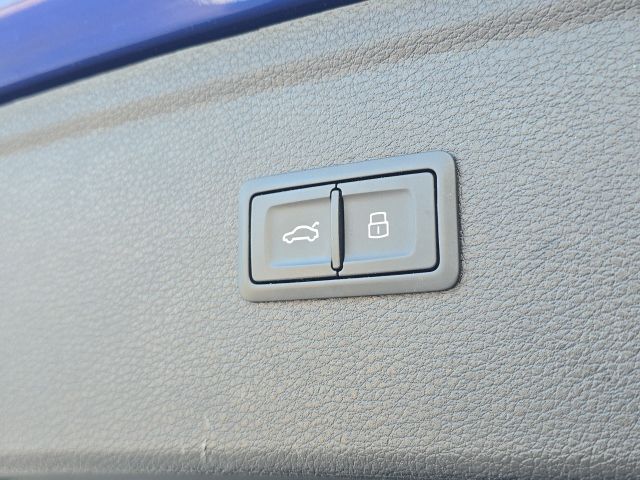 2022 Audi Q5 e:46803A