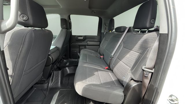 Used 2024 White Chevrolet Custom image 21
