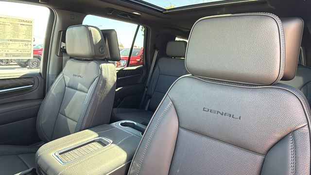 2024 GMC Yukon Denali 29