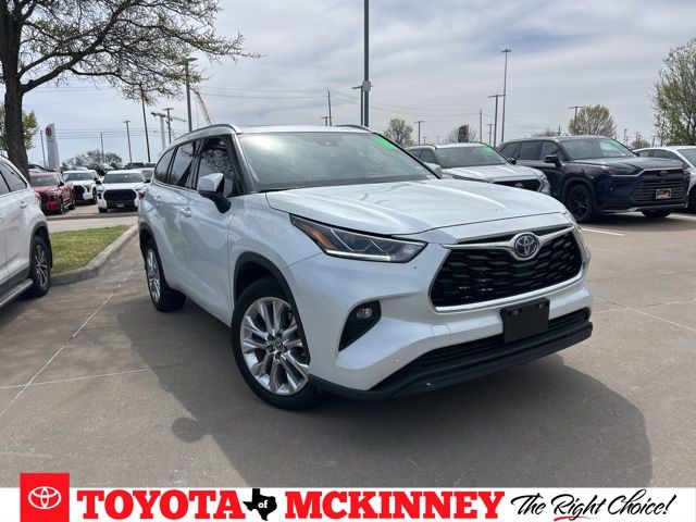 2023 Toyota Highlander Hybrid Limited FWD