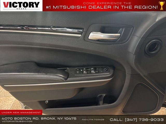 2021 Chrysler 300 S photo