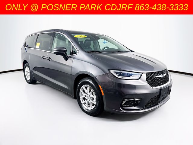 Crystal Metallic 2023 Chrysler Pacifica Minivan Front-Wheel Drive 9-Speed Automatic
