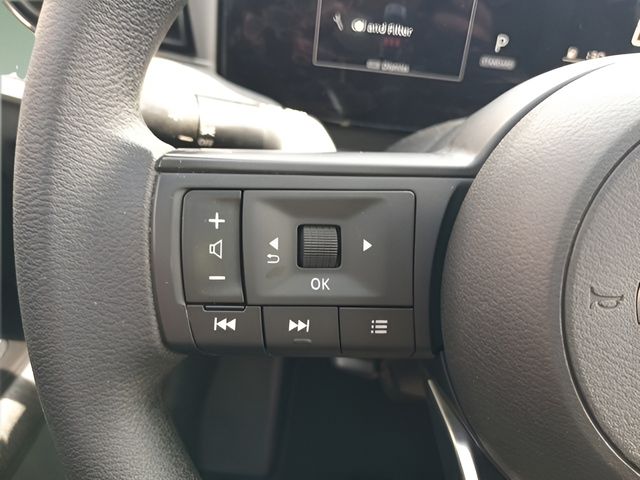 Used 2025 Nissan Kicks SUV
