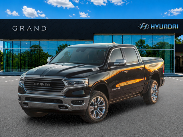 Diamond Black Crystal Pearlcoat 2023 RAM 1500 Pickup Truck Four-Wheel Drive 8-Speed Automatic
